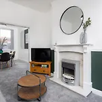 Host Liverpool - Anfield Gem, Pet-Friendly With Garden