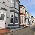 Host Liverpool - Anfield Gem, Pet-Friendly With Garden